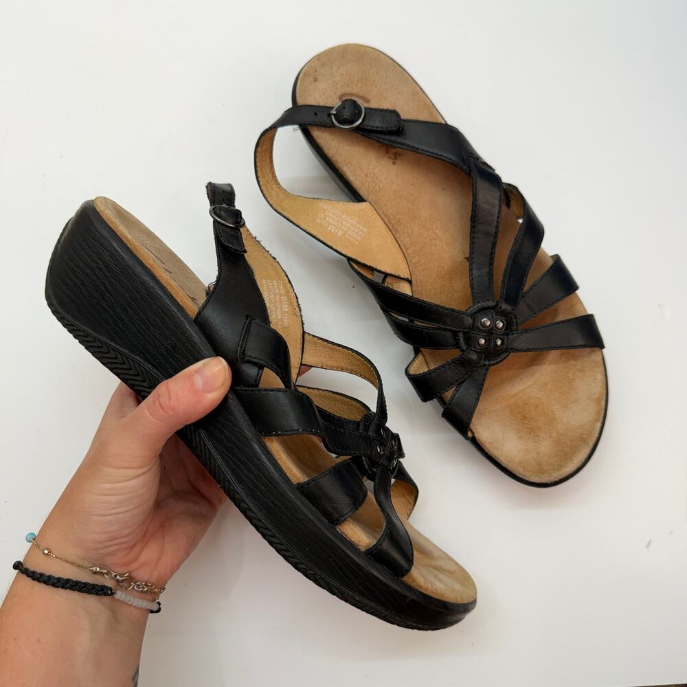Clarks Black Leather Sling Back Sandal 8.5